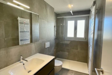 Très bel appartement de 6 pièces en attique – 150 m2 – avec terrasse