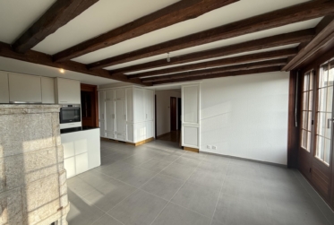 Bel appartement rénové avec jardin privatif