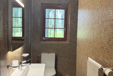 Appartement 4.5 pièces au rez-de-chaussée, rénové en 2025, à Lussery-Villars