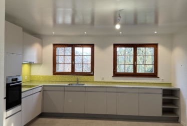 Appartement 4.5 pièces au rez-de-chaussée, rénové en 2025, à Lussery-Villars