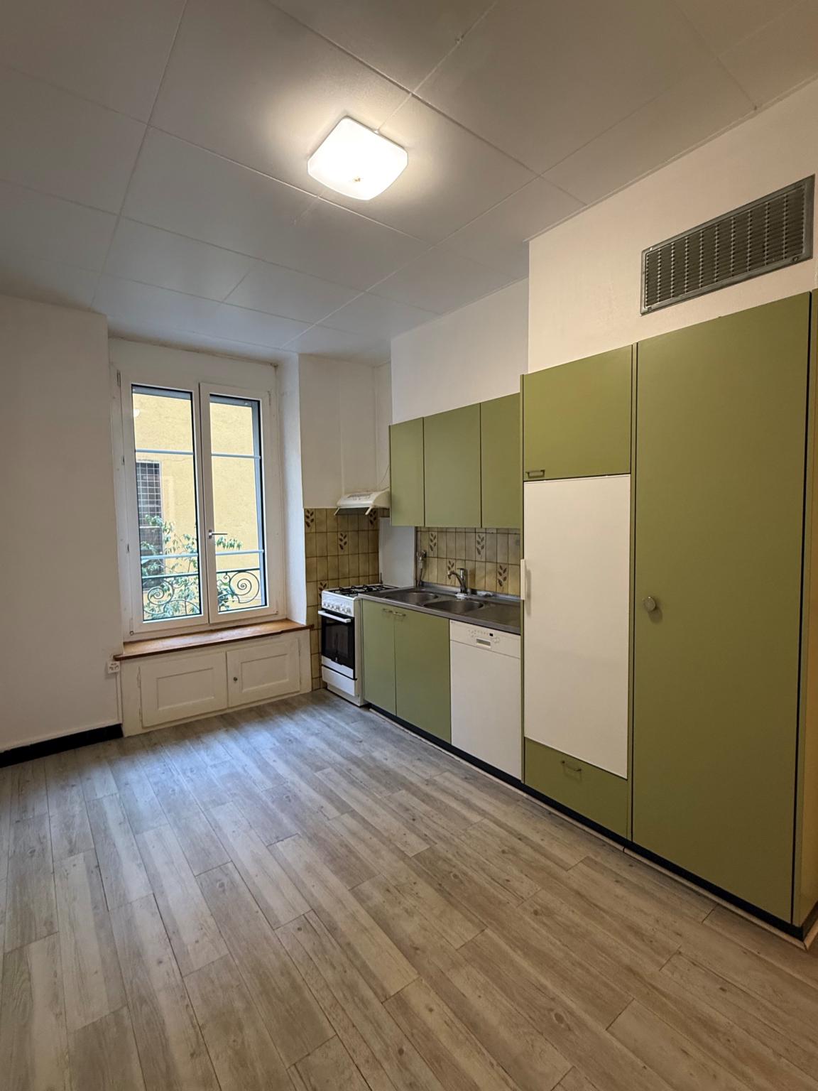 Bel appartement de 3.5 pièces proche du lac