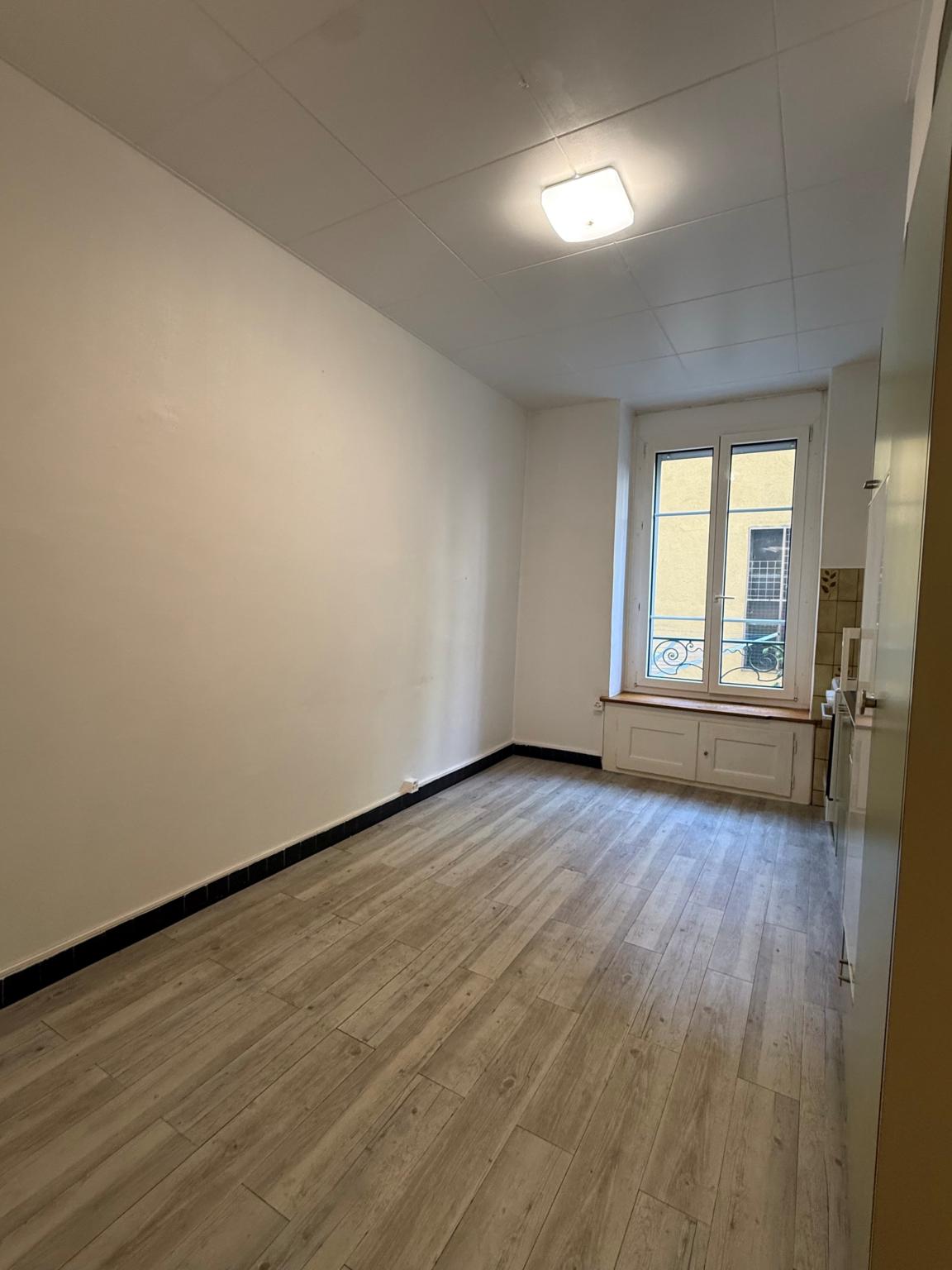 Bel appartement de 3.5 pièces proche du lac
