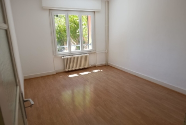 Appartement de 3.5 pièces proche de toutes les commodités