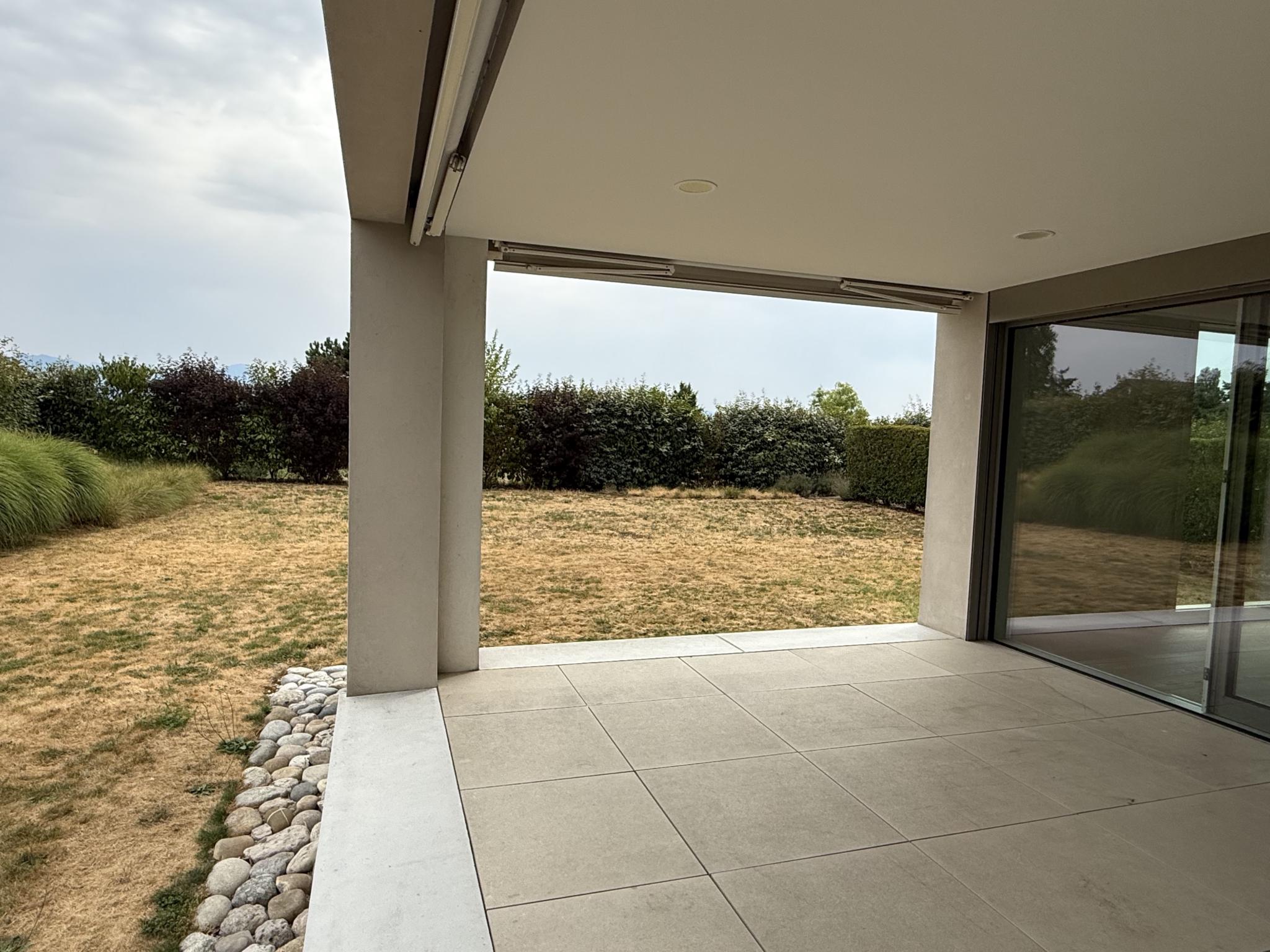 Appartement de 3.5 pièces avec terrasse et jardin privatif à St-Sulpice