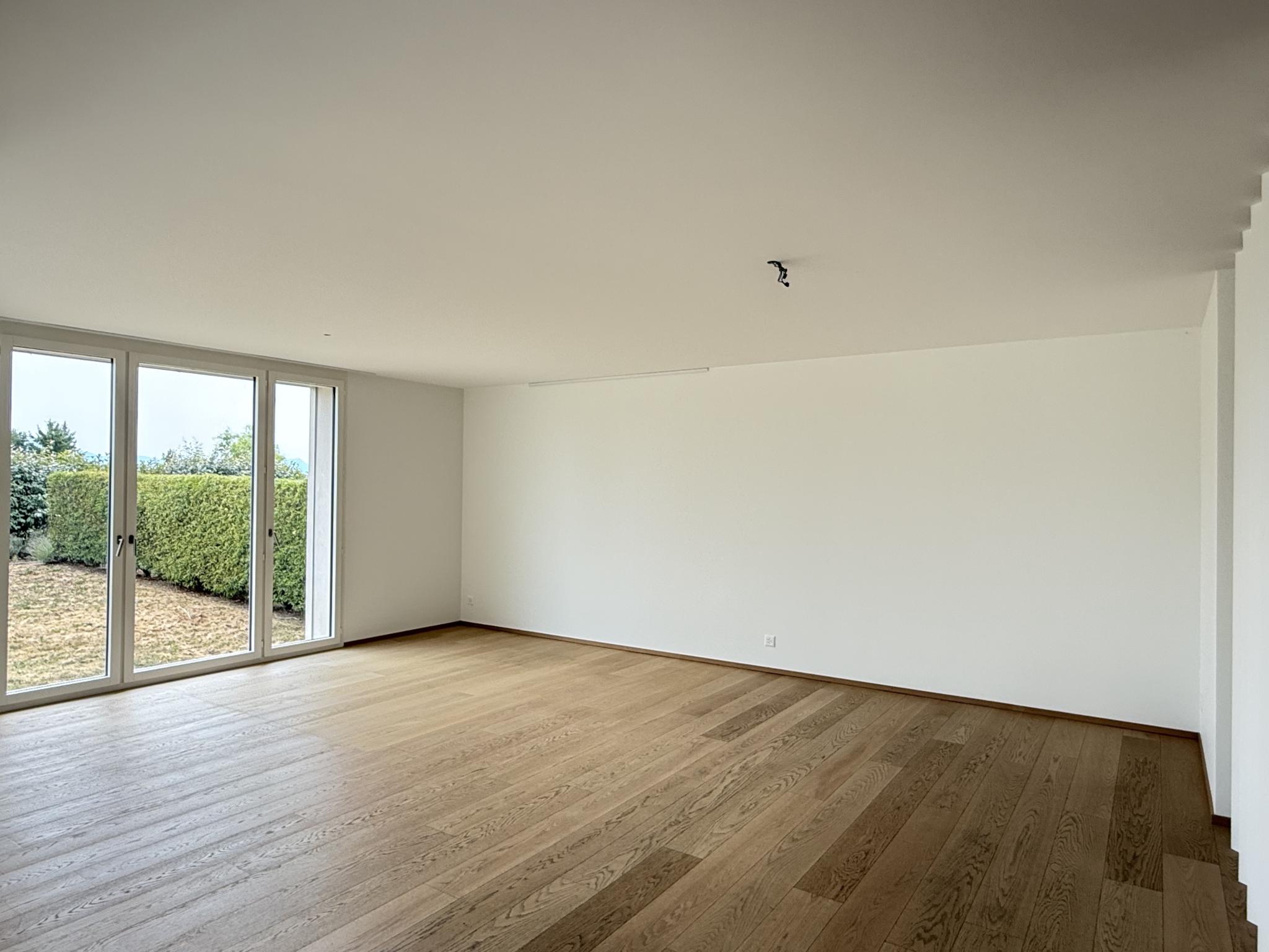 Appartement de 3.5 pièces avec terrasse et jardin privatif à St-Sulpice