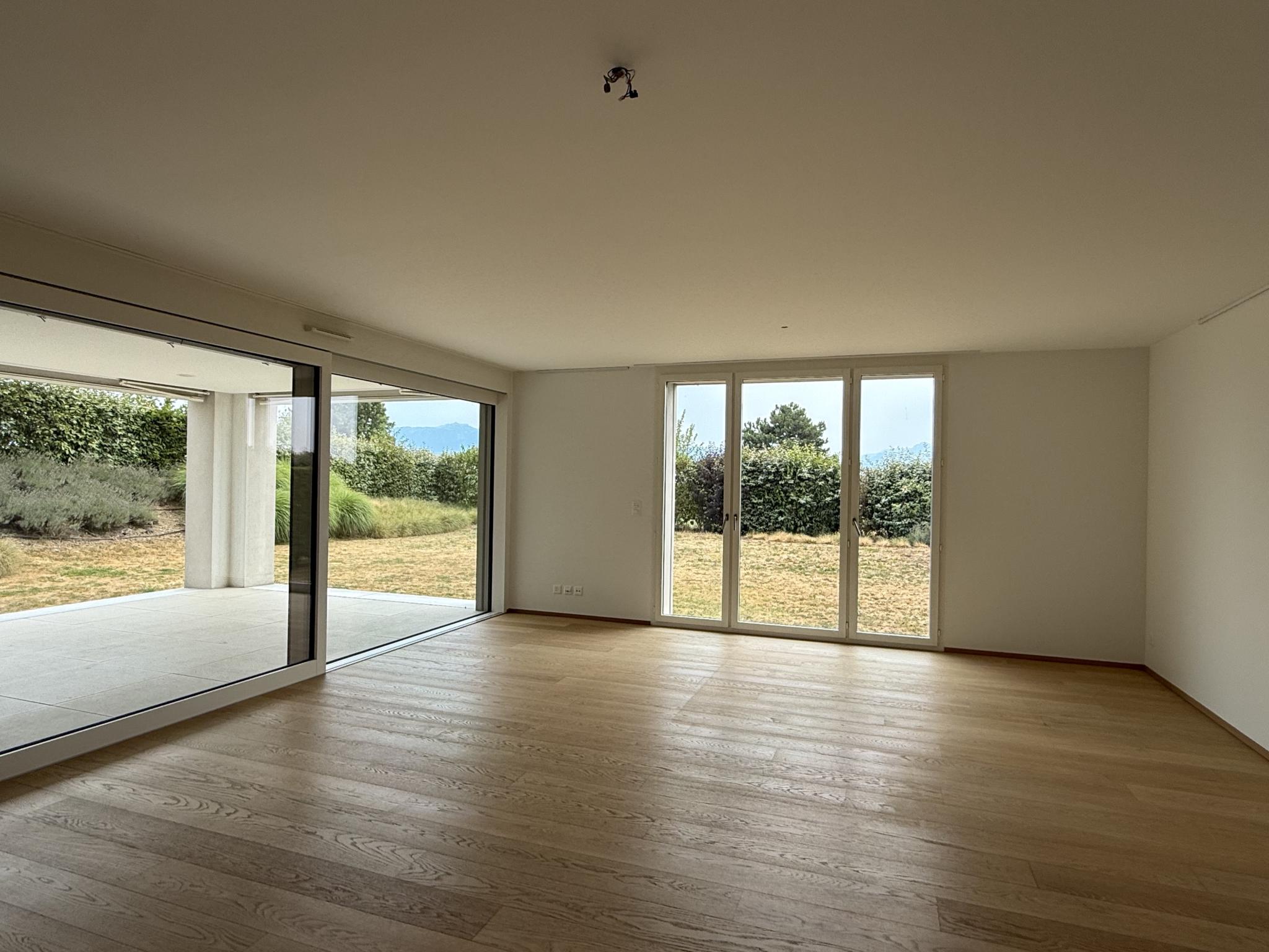 Appartement de 3.5 pièces avec terrasse et jardin privatif à St-Sulpice