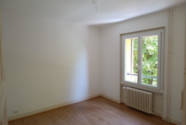 Appartement de 3.5 pièces proche de toutes les commodités
