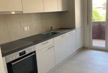 Charmant appartement de 3 pièces au 1er étage avec balcon à Cossonay-Ville