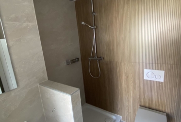 Magnifique appartement de 4 pièces entièrement rénové avec belle terrasse