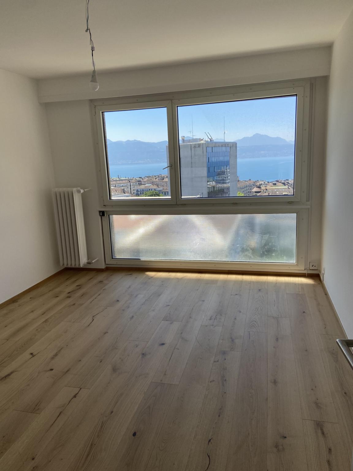 Magnifique appartement de 4 pièces entièrement rénové avec belle terrasse