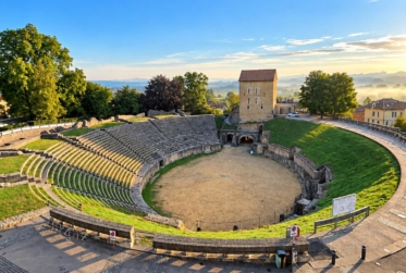 Magnifique duplex de 3 pièces au 2ème étage - Centre d'Avenches avec vue sur les arènes