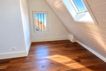 Magnifique duplex de 3 pièces au 2ème étage - Centre d'Avenches avec vue sur les arènes